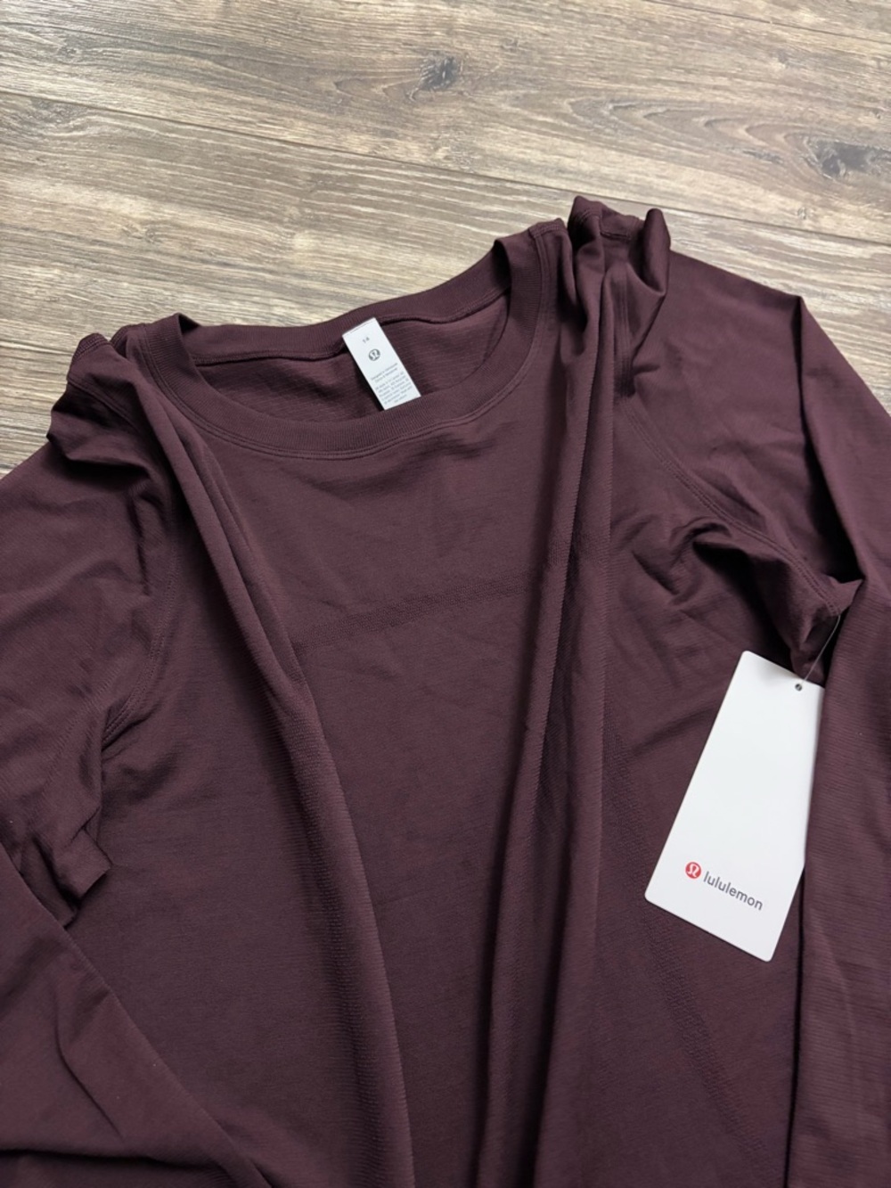 NWT Lululemon Swiftly Relaxed Long-Sleeve Shirt 2.0 *Updated (Black Plum) 14 - Picture 6 of 8